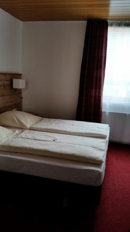 Hotel Alte Krone Τούμπινγκεν Εξωτερικό φωτογραφία