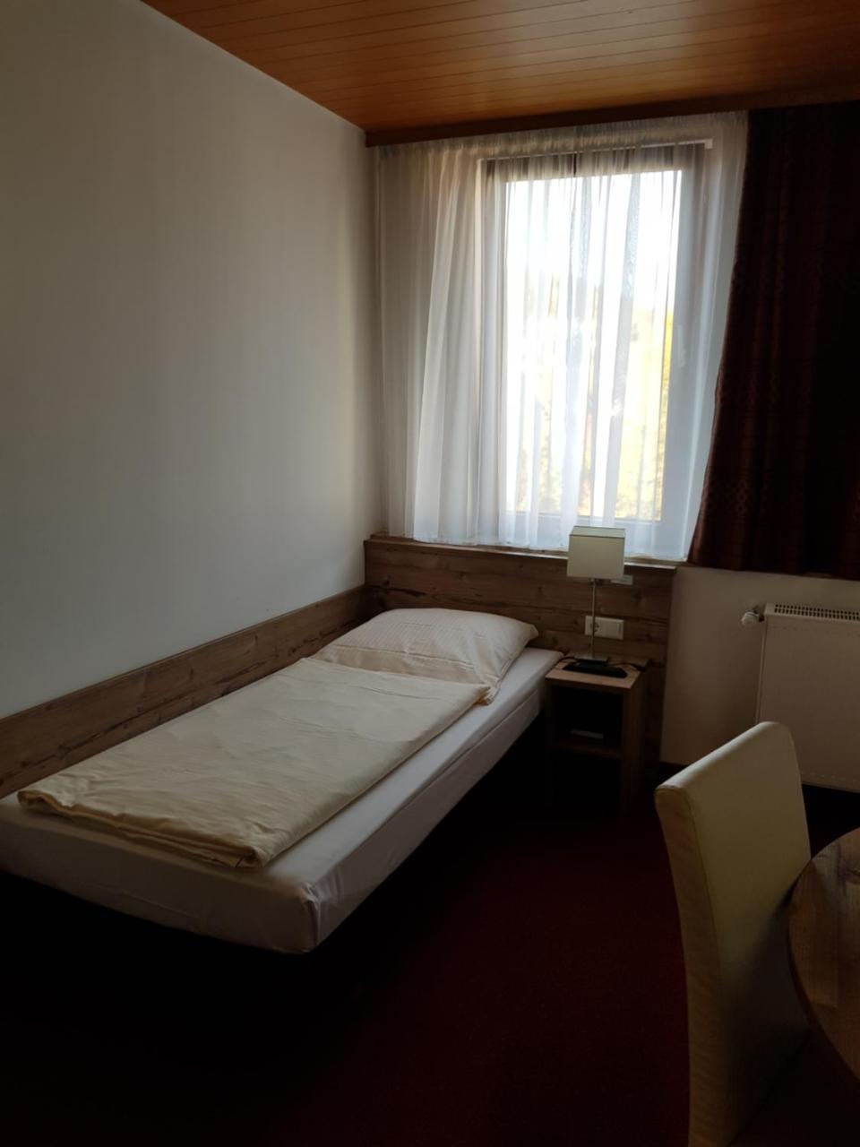 Hotel Alte Krone Τούμπινγκεν Εξωτερικό φωτογραφία
